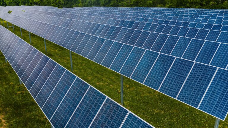 What are Polycrystalline Solar Panels?